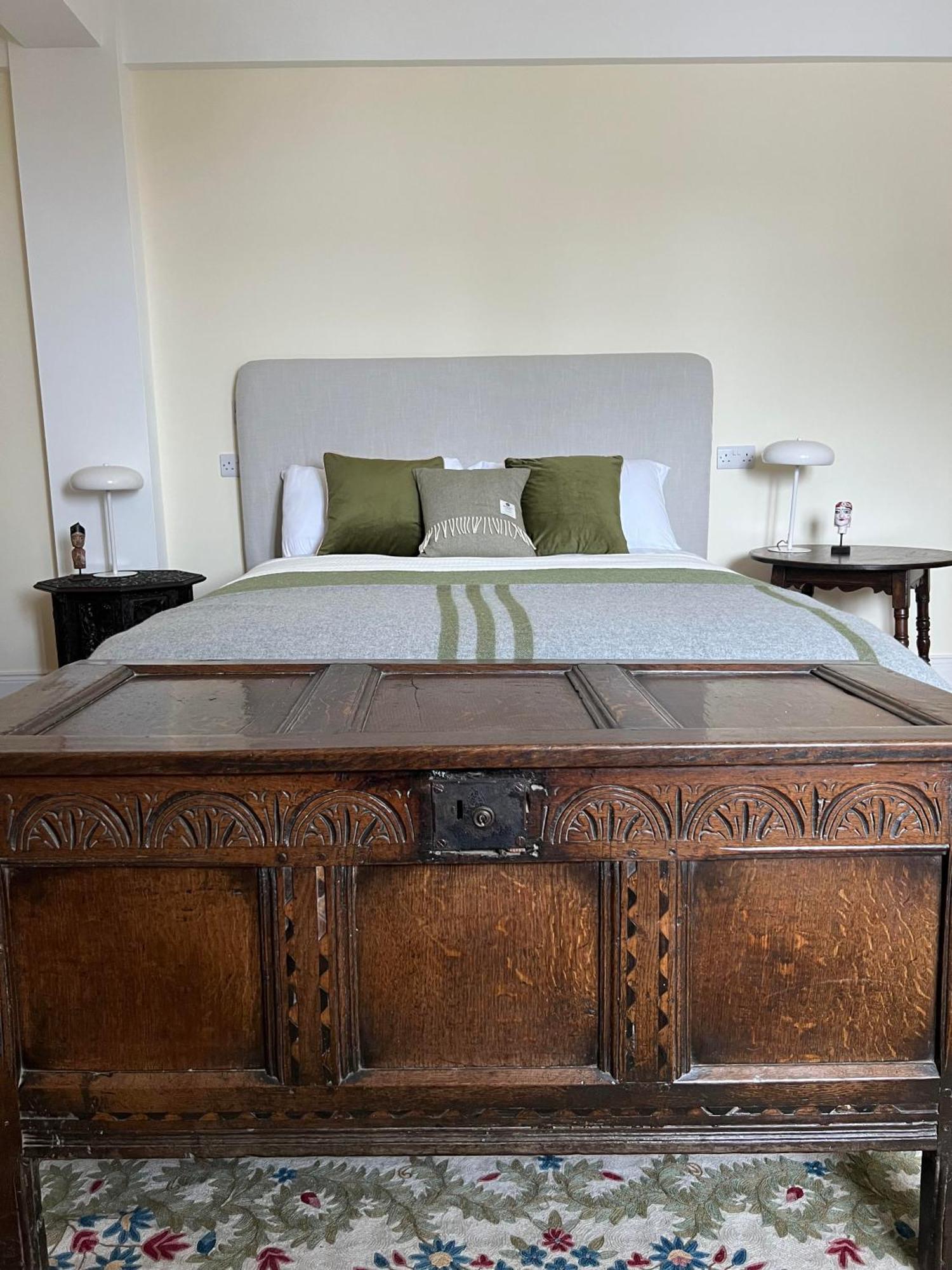 Riverfront Apartments At The Blue Goat Ramelton Extérieur photo